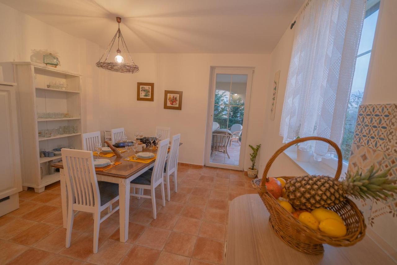 Villa Oasis Kostrena Exterior photo